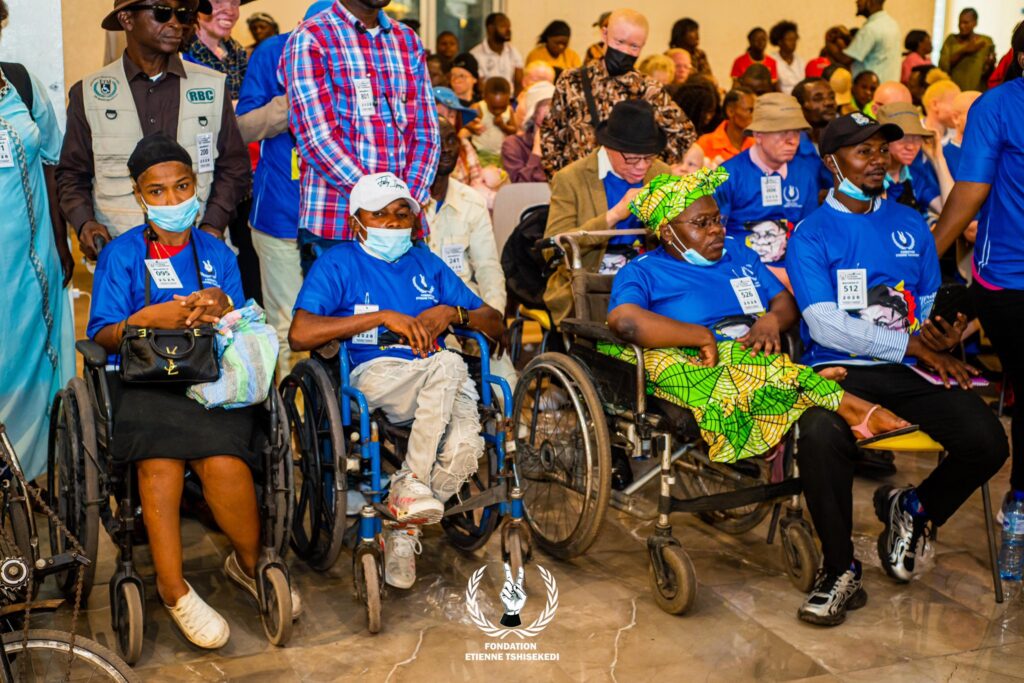 ASSISTANCE HUMANITAIRE-RDC:LA FONDATION ETIENNE TSHISEKEDI PROCÈDE A LA DISTRIBUTION DE VIVRES ET DE BIENS NON ALIMENTAIRES AUX SINISTRES DES PLUIES DILUVIENNES ET PERSONNES A MOBILITÉ RÉDUITE a8